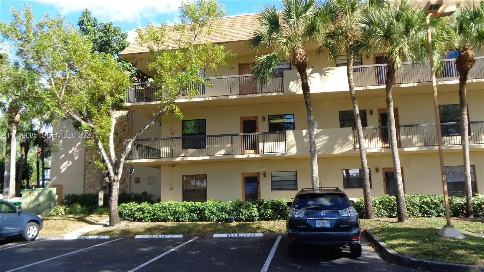 2 bedroom 2 bath Residential for sale at 6085 N Sabal Palm Blvd # 204, Tamarac FL 33319