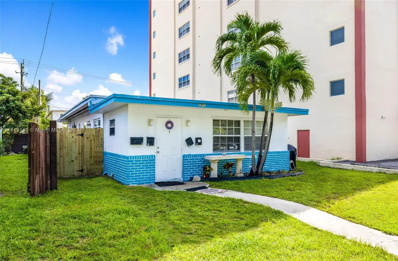 Residential Income for sale at 1711 Buchanan St, Hollywood FL 33020