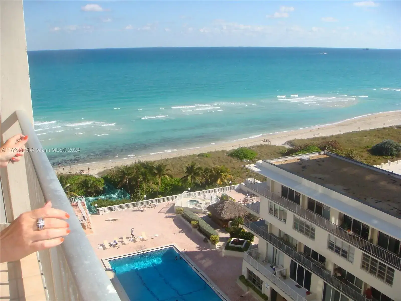 1 bedroom 1 bath Residential Lease for rent at 5401 Collins Ave # 1012, Miami Beach FL 33140