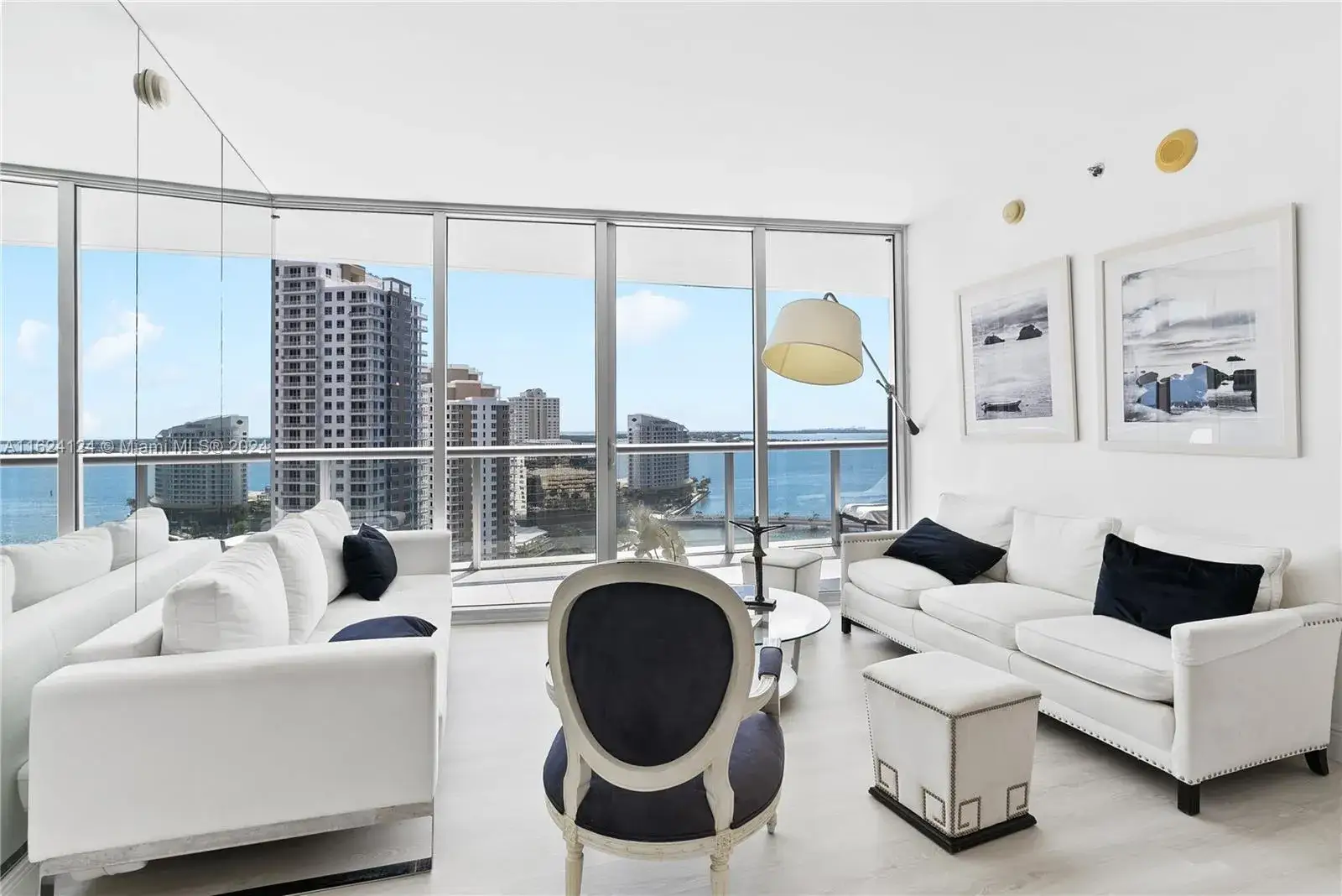 2 bedroom 2 bath Residential for sale at 465 Brickell Ave # 2003, Miami FL 33131