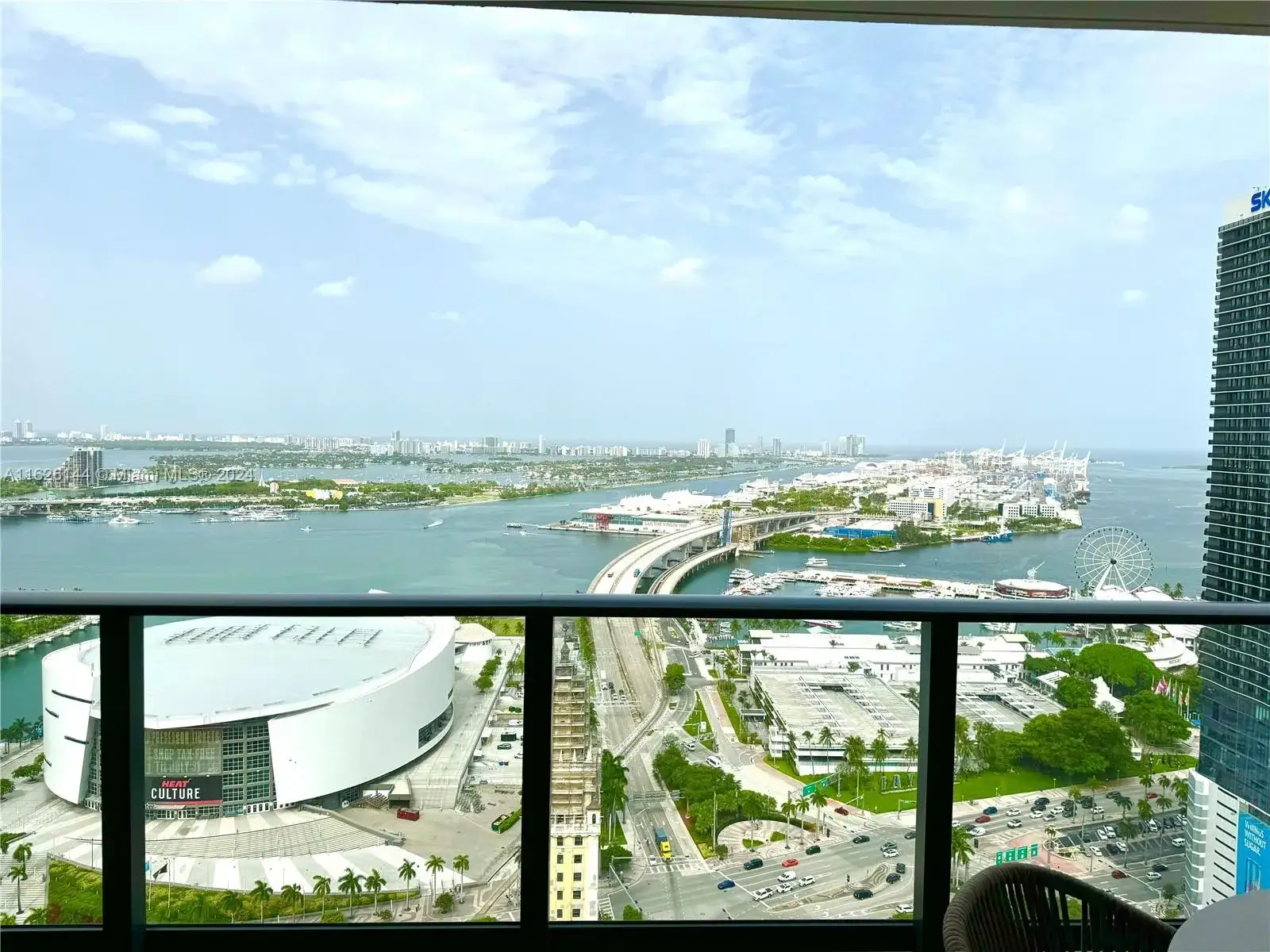 3 bedroom 3 bath Residential Lease for rent at 601 NE 1st Ave # 3416, Miami FL 33132