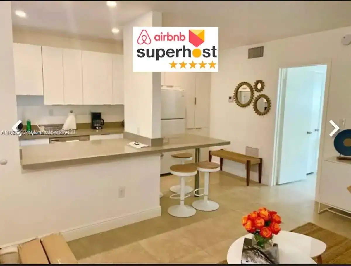 1 bedroom 1 bath Residential Lease for rent at 100 Sunrise Dr # 24, Key Biscayne FL 33149