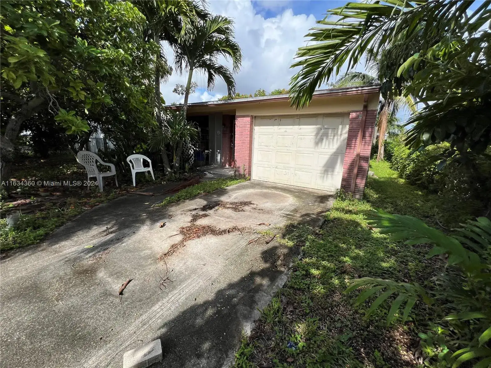 2 bedroom 2 bath Residential for sale at 1720 N 25th Ave, Hollywood FL 33020