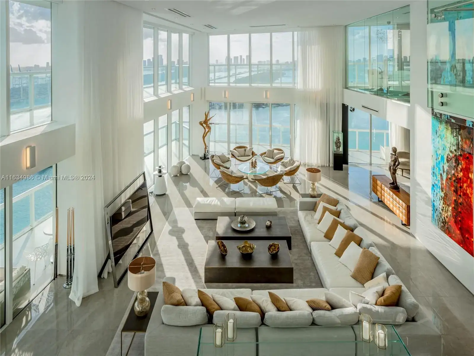 7 bedroom 7 bath Residential Lease for rent at 450 Alton Rd, Miami Beach FL 33139