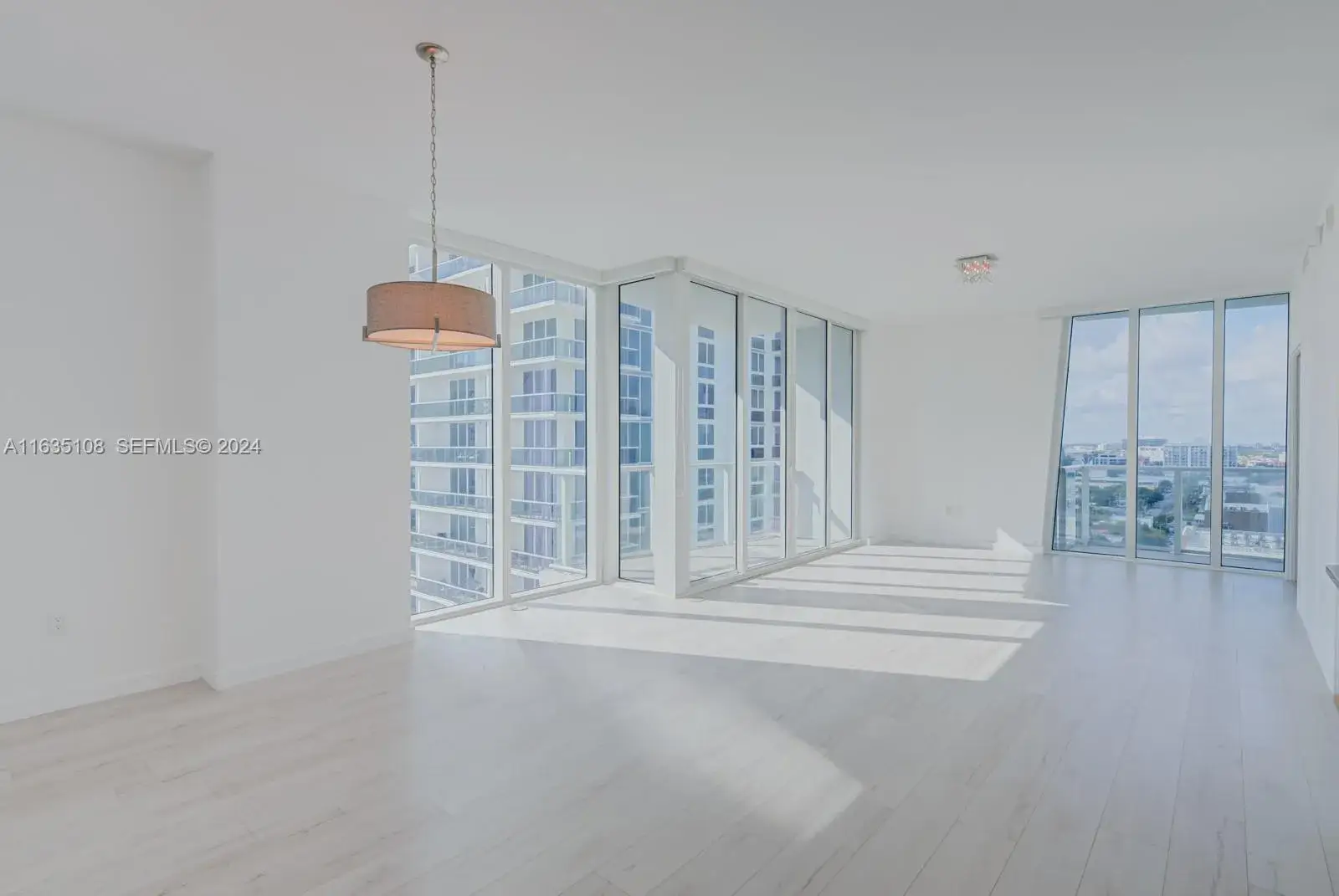 2 bedroom 2 bath Residential for sale at 601 NE 27th St # 1502, Miami FL 33137