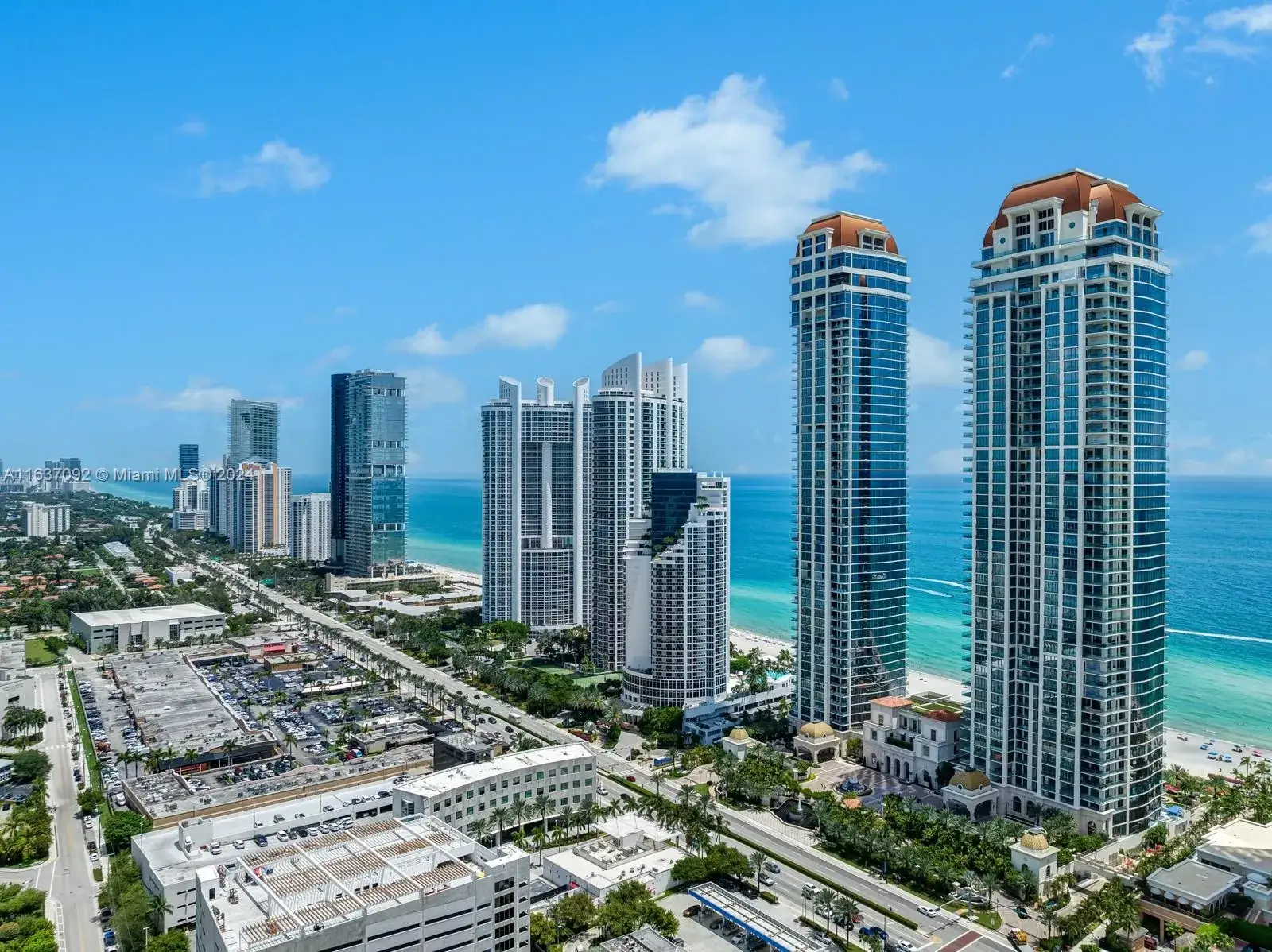 4 bedroom 7 bath Residential for sale at 17901 Collins, Sunny Isles Beach FL 33160
