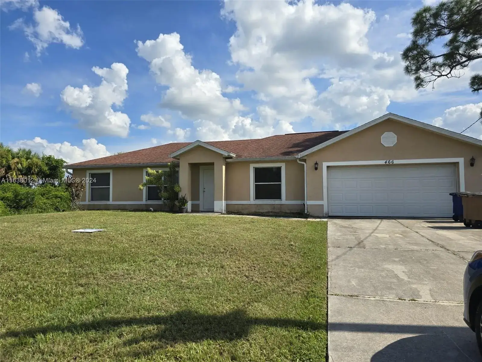 4 bedroom 2 bath Residential for sale at 466 rewing st, Lehigh Acres FL 33974