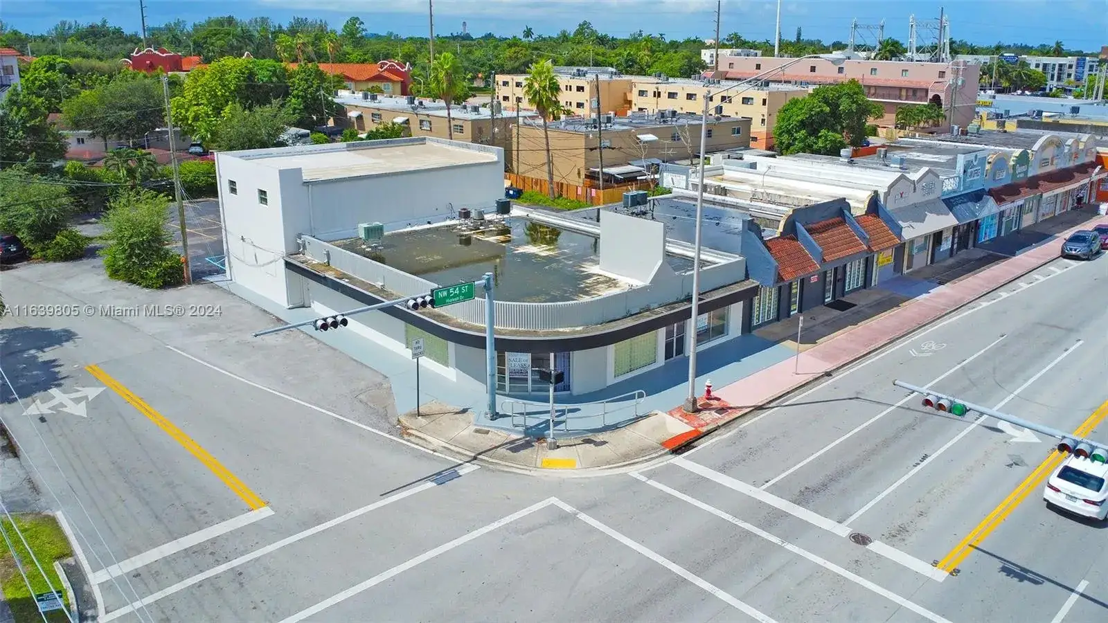 Commercial Sale for sale at 198 Hialeah Dr, Hialeah FL 33010