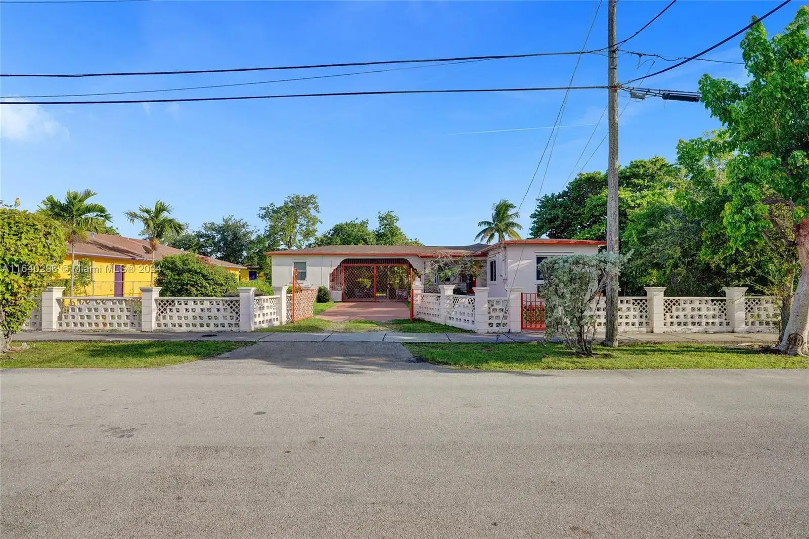 4 bedroom 3 bath Residential for sale at 4240 SW 23rd St, West Park FL 33023