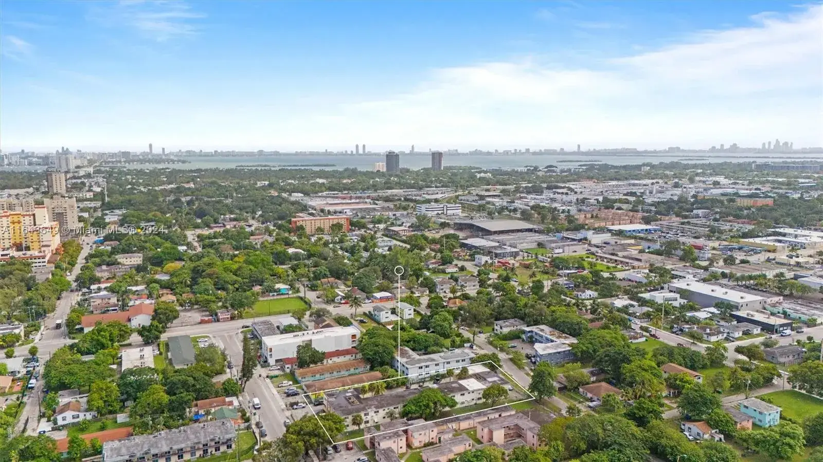 1 bedroom 1 bath Residential Lease for rent at 71 NW 76th St # 7, Miami FL 33150