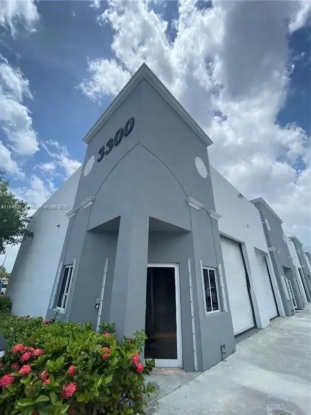 3300 NW 112th Ave # 9, Doral FL 33172