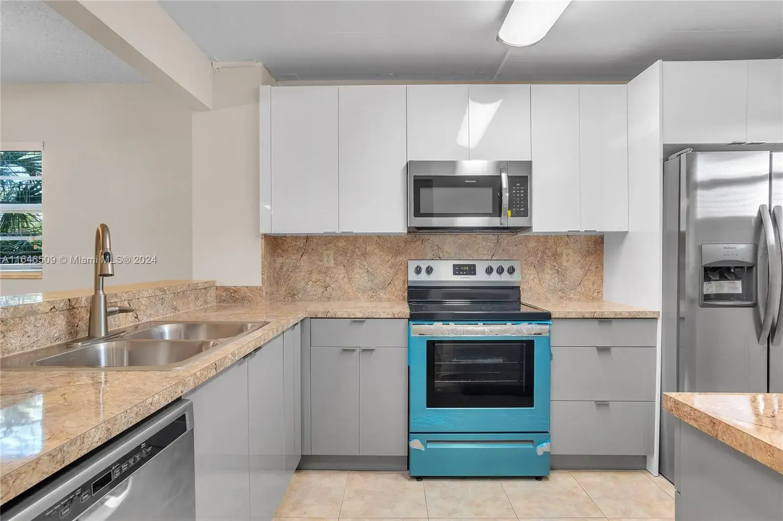 2 bedroom 2 bath Residential Lease for rent at 1100 NW 87th Ave # 308, Coral Springs FL 33071
