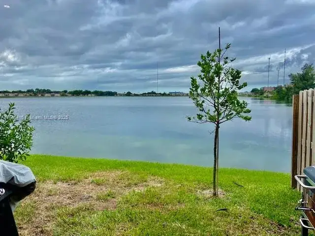 3 bedroom 2 bath Residential for sale at 20626 NE 5th Pl # 20626, Miami FL 33179