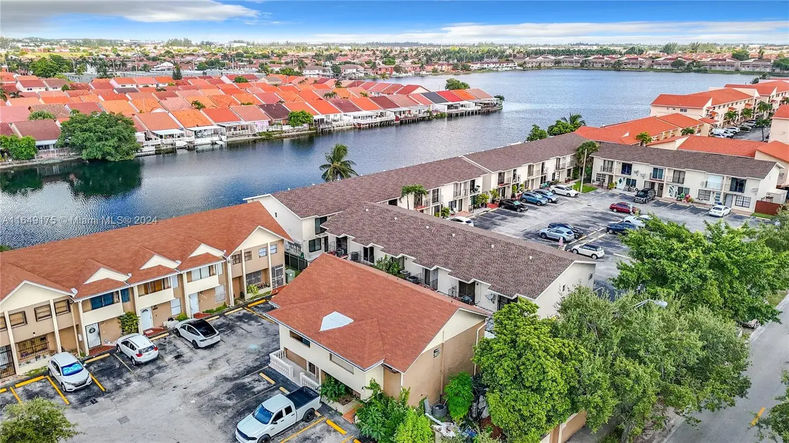 3 bedroom 2 bath Residential for sale at 5350 W 26th Ave # 118, Hialeah FL 33016
