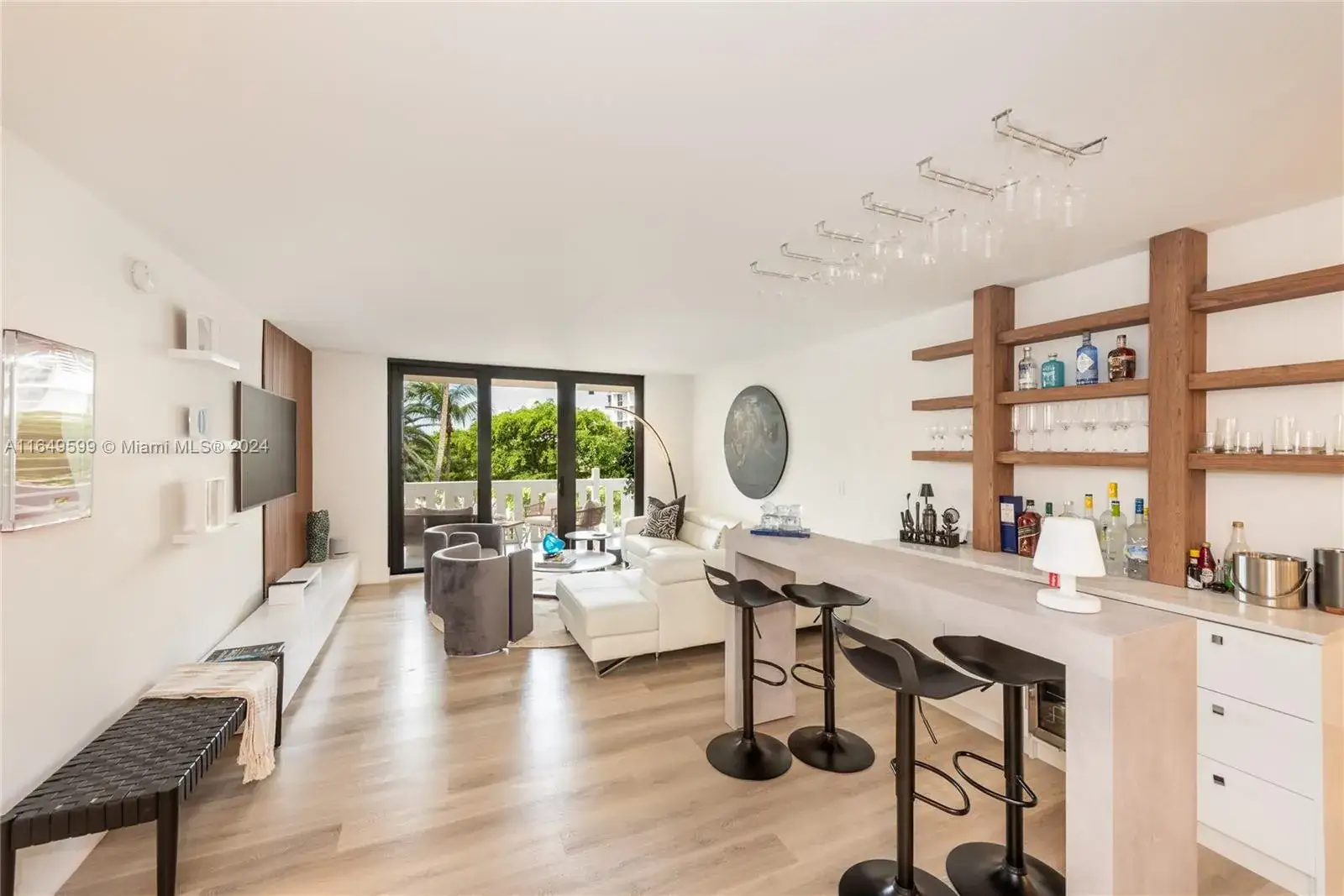 2 bedroom 2 bath Residential Lease for rent at 1111 Crandon Blvd # A306, Key Biscayne FL 33149