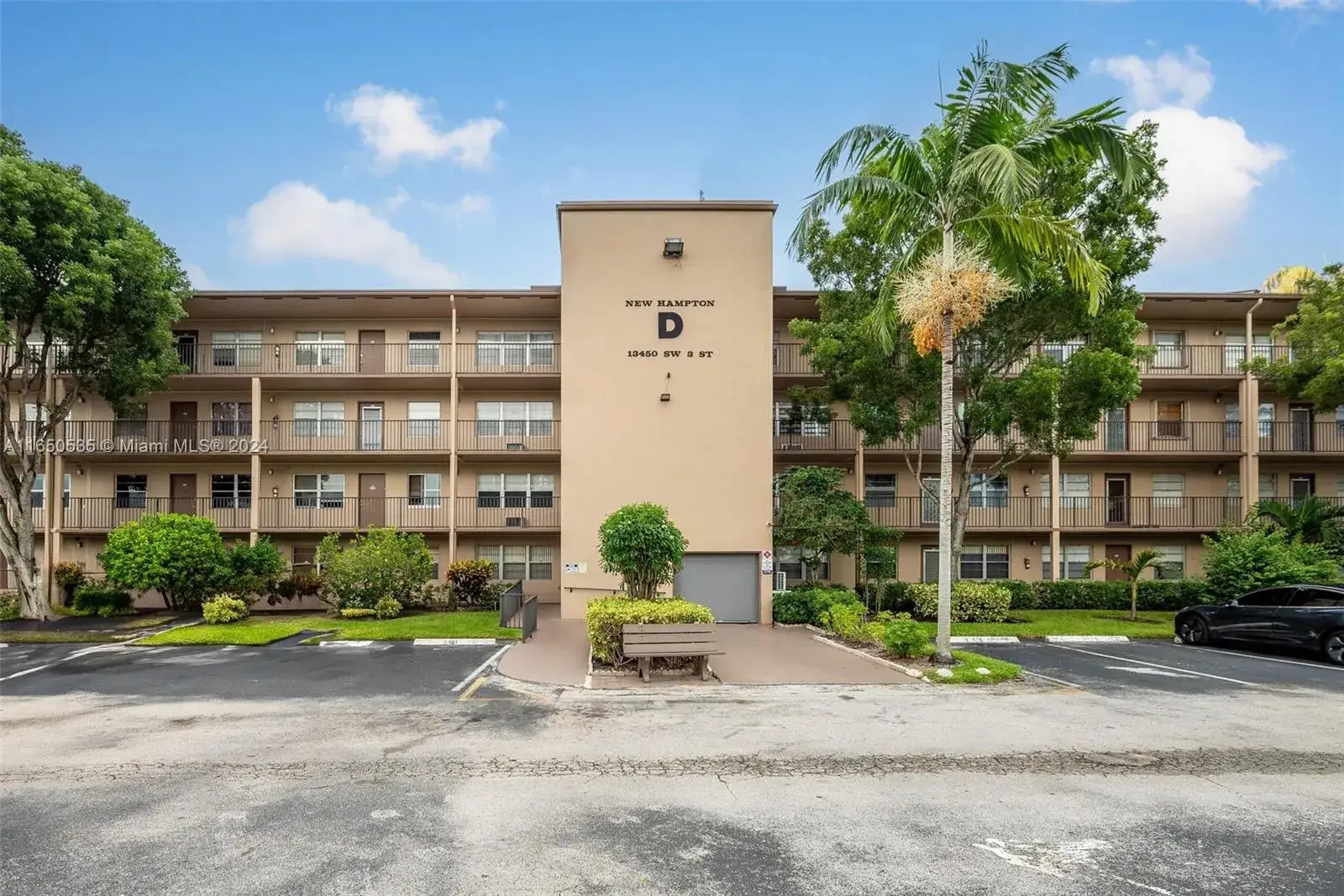 2 bedroom 2 bath Residential for sale at 13450 SW 3rd St # 202D, Pembroke Pines FL 33027