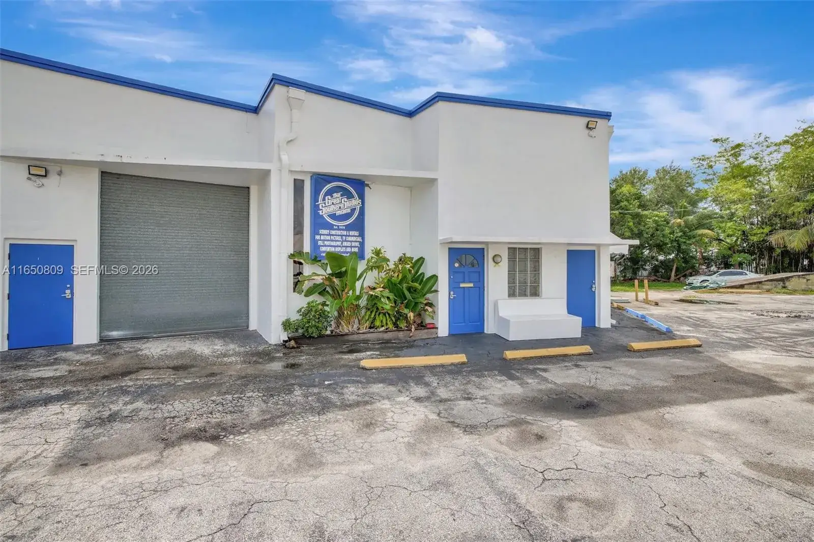 Commercial Sale for sale at 15221 NE 21st Ave, North Miami Beach FL 33162