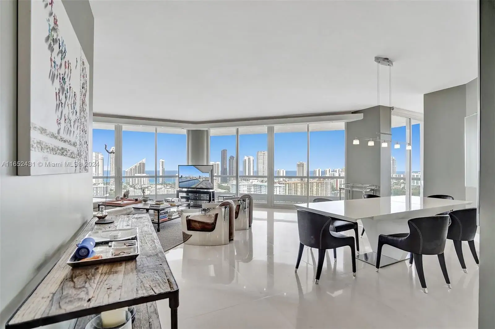 6 bedroom 8 bath Residential for sale at 2600 Island Blvd # 3, Aventura FL 33160
