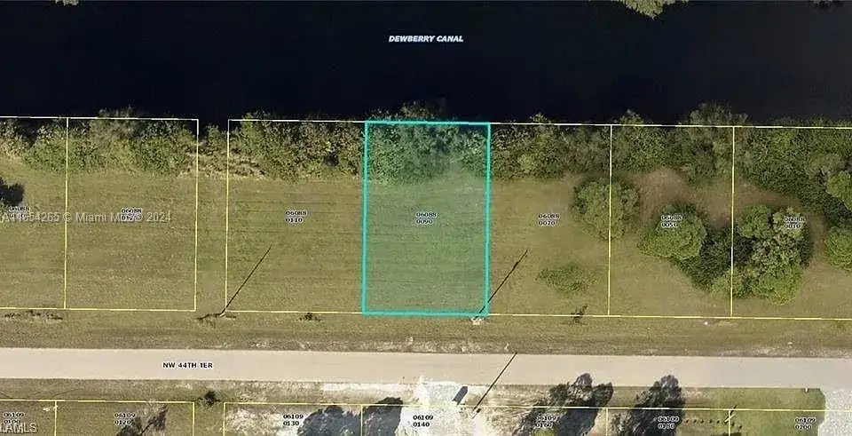 Land/Boat Docks for sale at 3901 NW 44, Cape Coral FL 33993