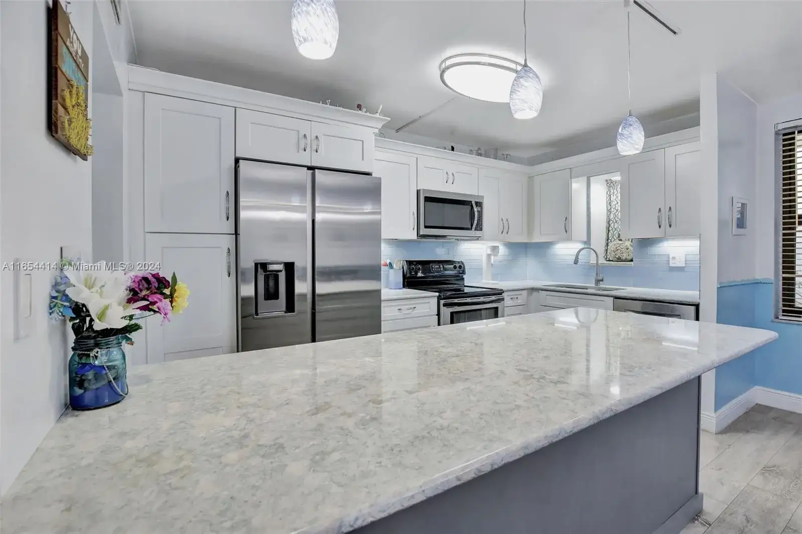 3 bedroom 2 bath Residential for sale at 20381 NE 30th Ave # 7, Aventura FL 33180