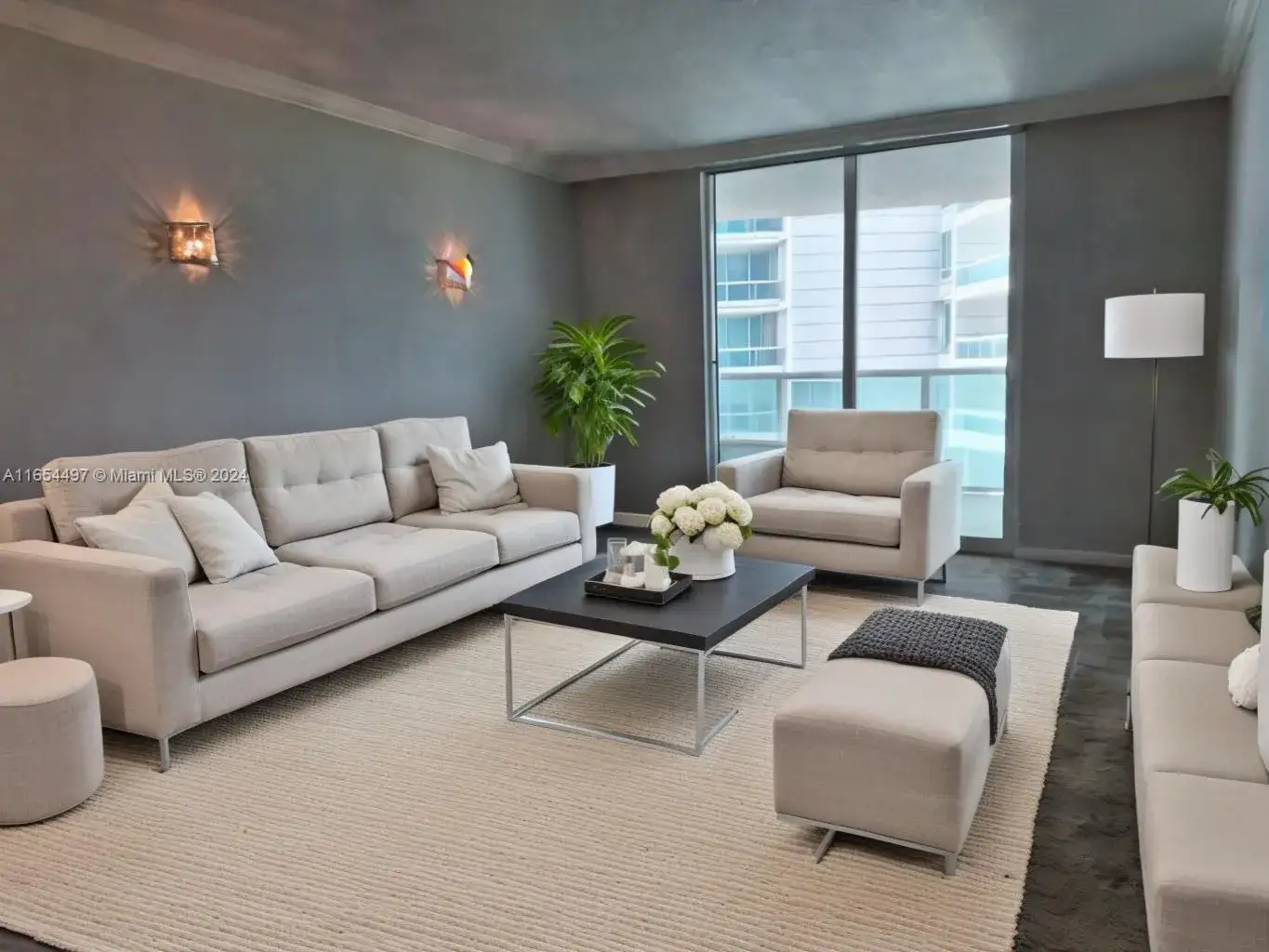 1 bedroom 1 bath Residential Lease for rent at 2101 Brickell Ave # 2609, Miami FL 33129