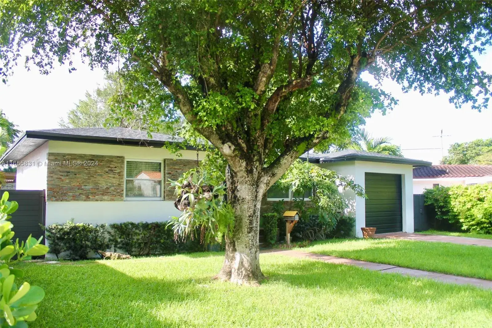 3 bedroom 2 bath Residential Lease for rent at 5810 SW 10th St, West Miami FL 33144