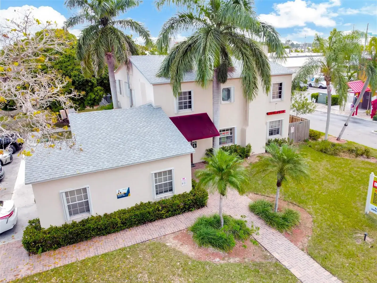 Commercial Sale for sale at 633 N Krome Ave, Homestead FL 33030