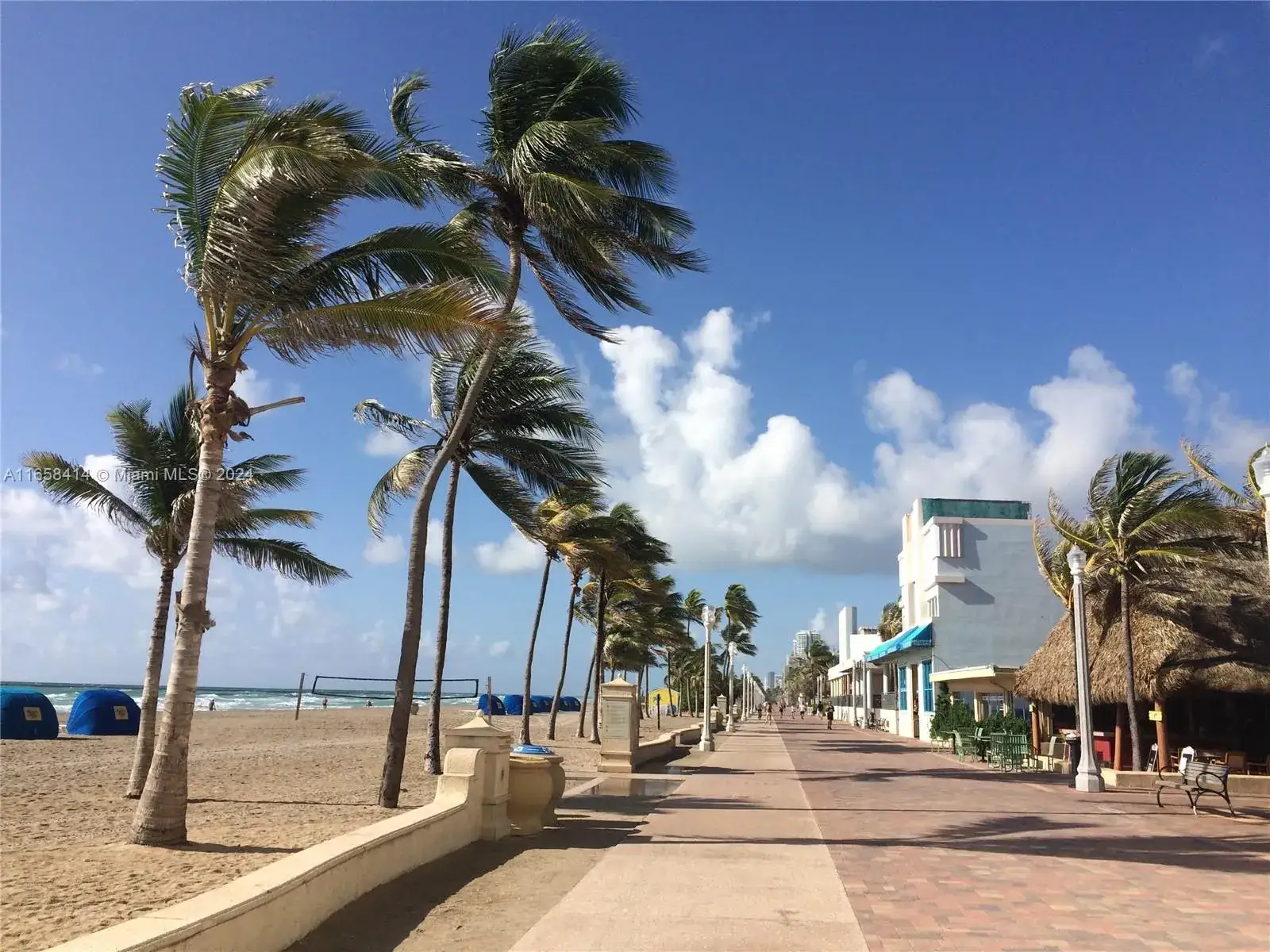 1 bedroom 1 bath Residential for sale at 1400 S Ocean Dr # 1007, Hollywood FL 33019