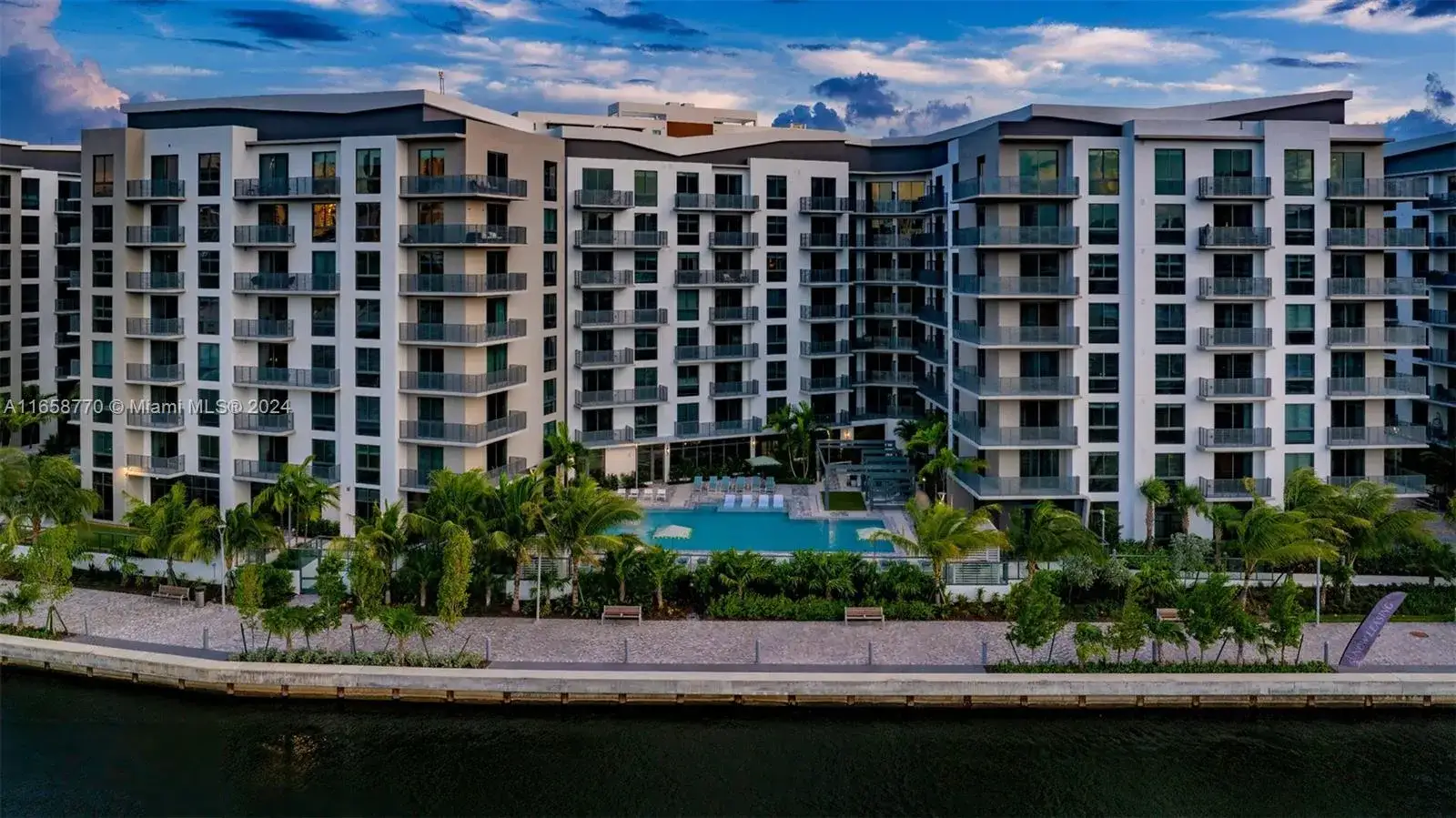 1 bedroom 1 bath Residential Lease for rent at 999 SW 7th Street, Miami FL 33136