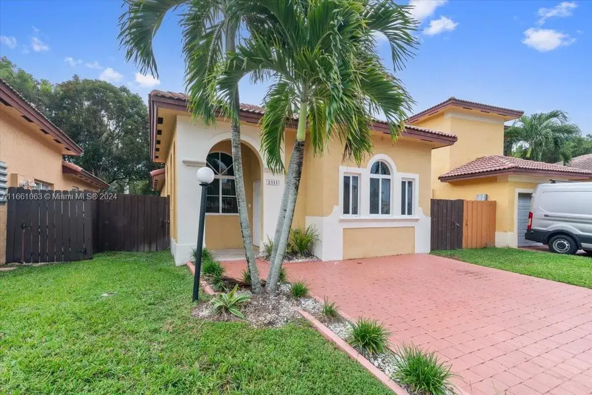 3 bedroom 2 bath Residential for sale at 2511 NE 41st Ter, Homestead FL 33033