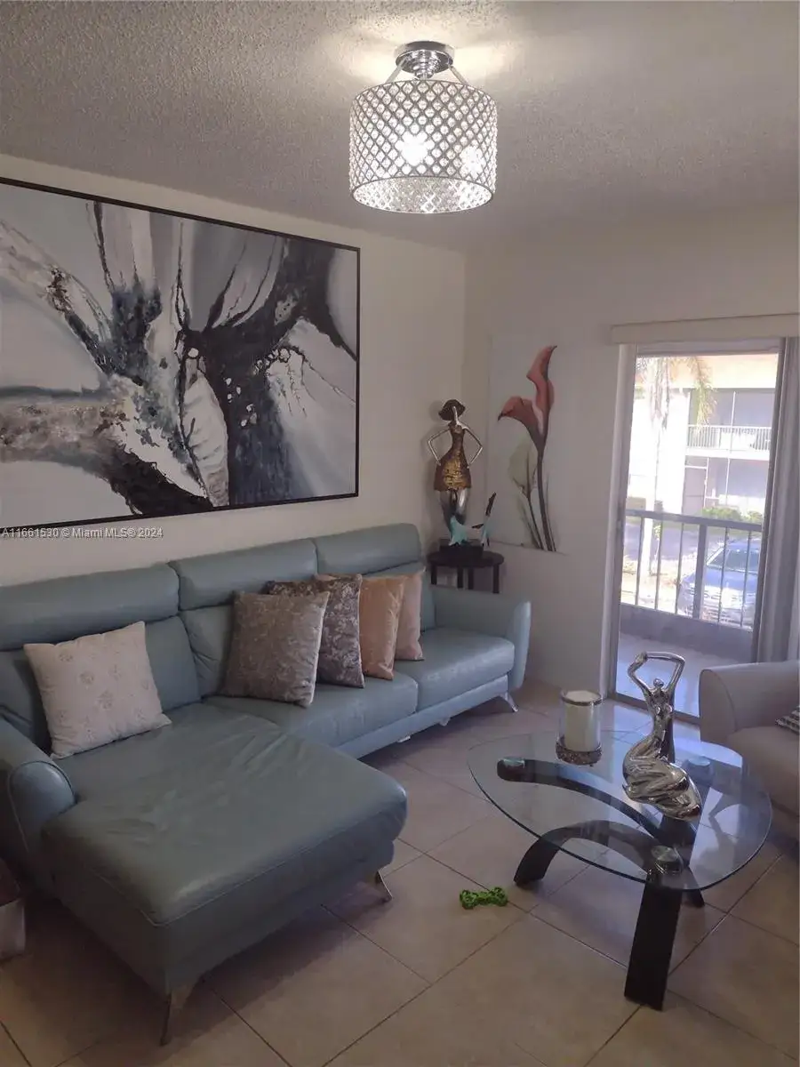 1 bedroom 1 bath Residential Lease for rent at 4137 NW 88th Ave # 204, Coral Springs FL 33065