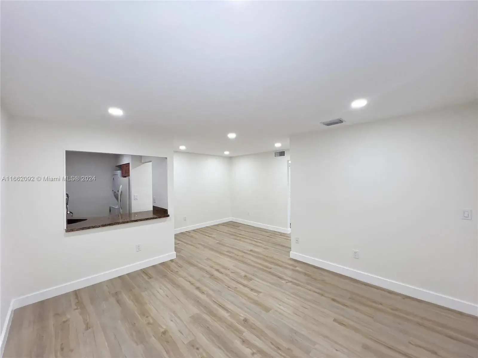 2 bedroom 2 bath Residential for sale at 2655 W 67th Pl # 13, Hialeah FL 33016