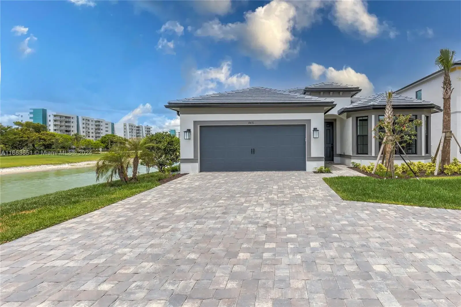 4 bedroom 2 bath Residential Lease for rent at 4431 Gramercy Dr, Oakland Park FL 33309
