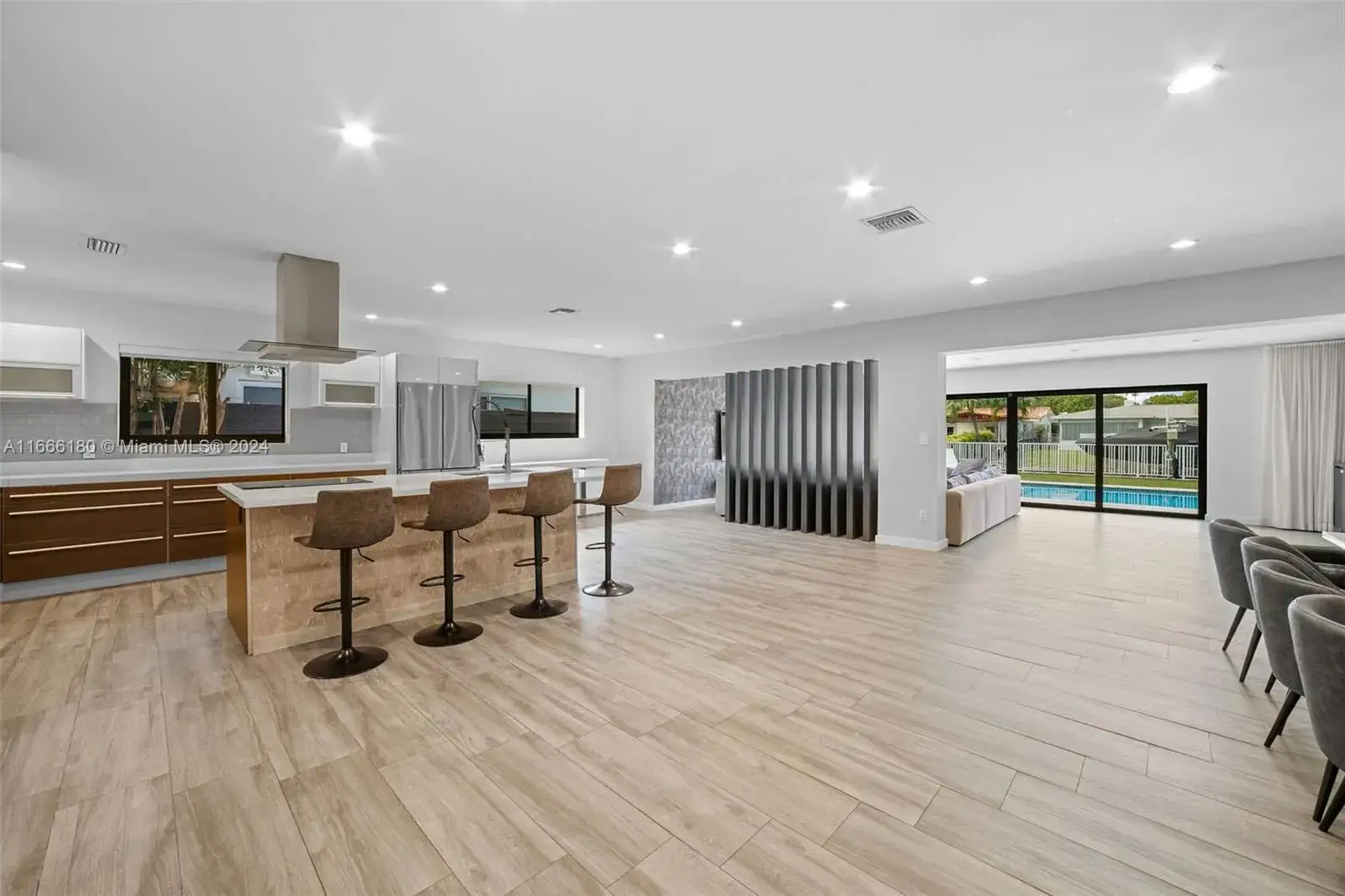 4 bedroom 4 bath Residential for sale at 1555 Daytonia Rd, Miami Beach FL 33141