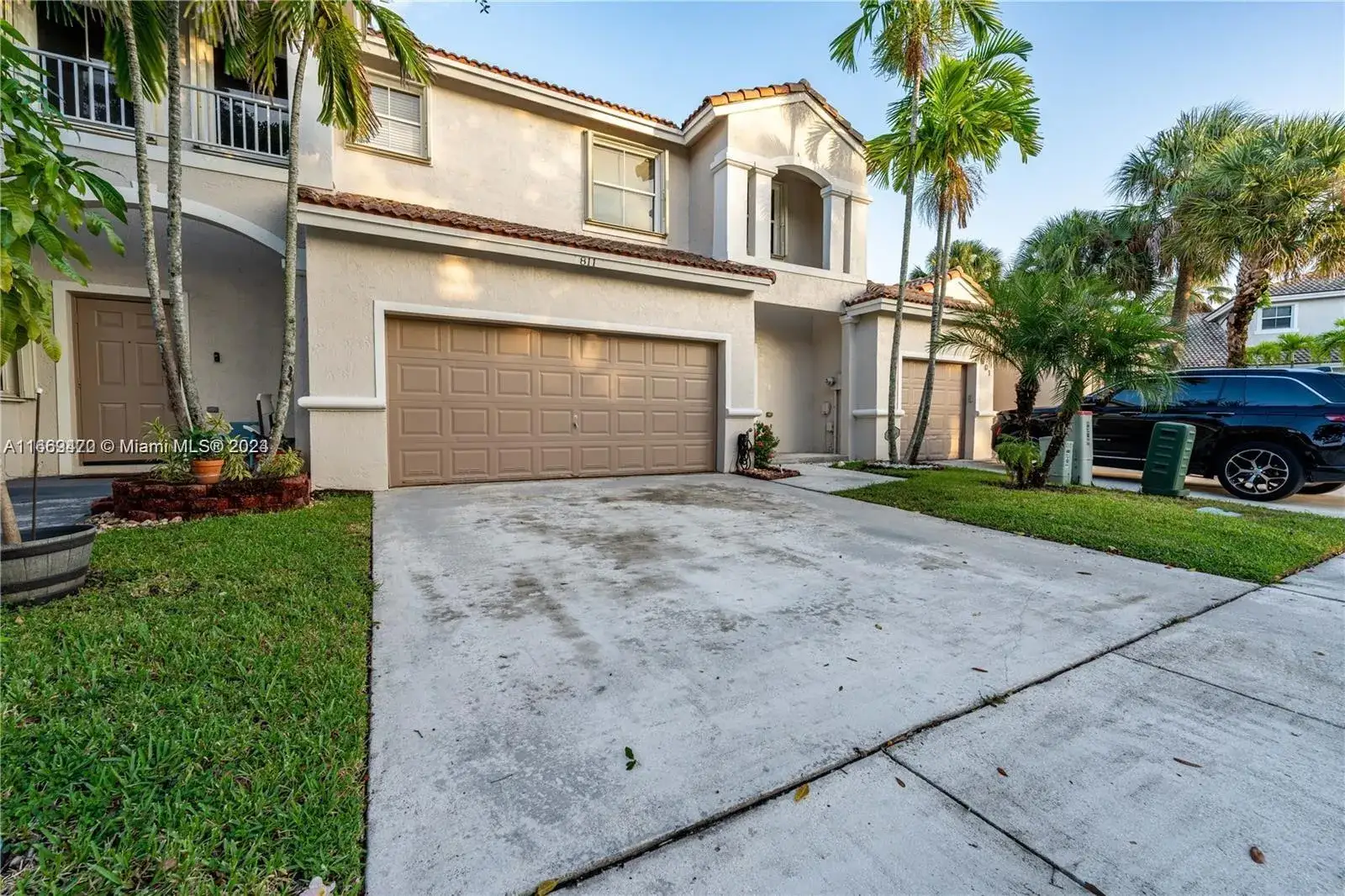 3 bedroom 2 bath Residential Lease for rent at 811 NW 130th Ave, Pembroke Pines FL 33028