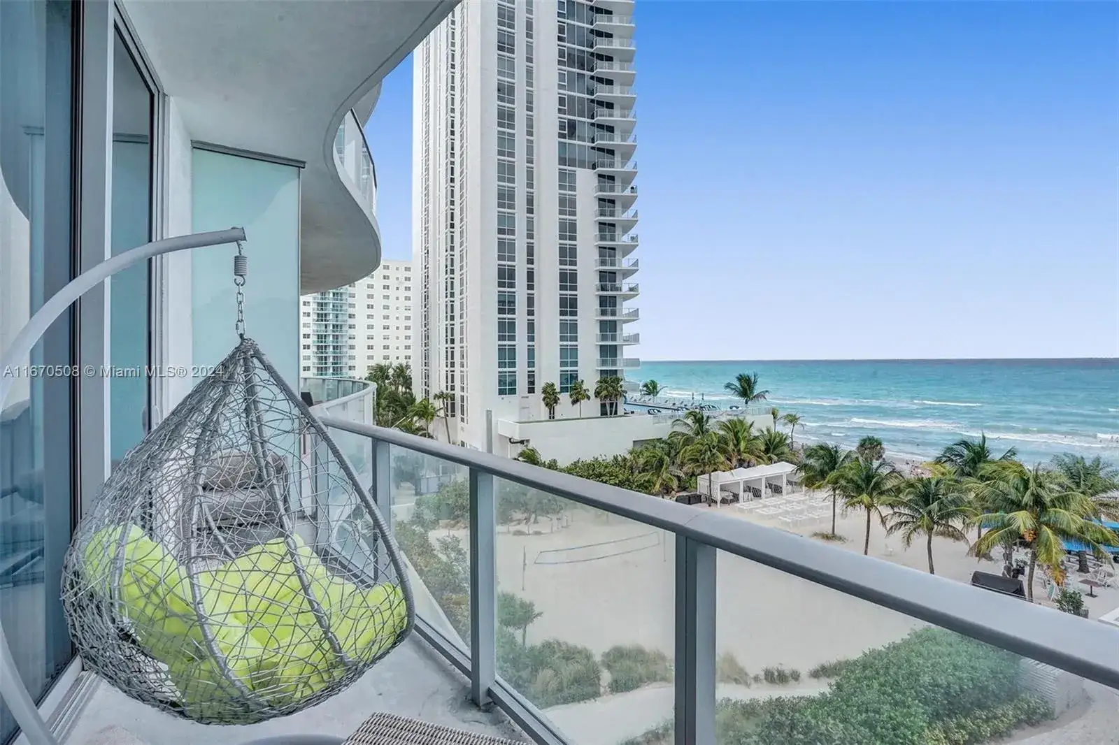 2 bedroom 2 bath Residential for sale at 4111 S Ocean Dr, Hollywood FL 33019