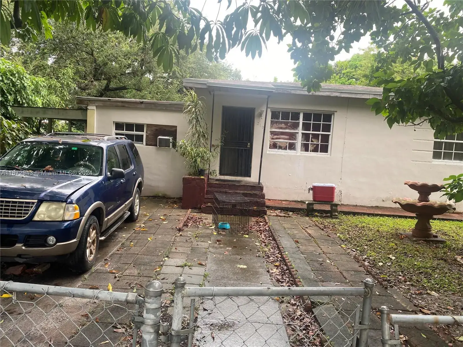3 bedroom 2 bath Residential for sale at 215 NW 117th St, Miami FL 33168