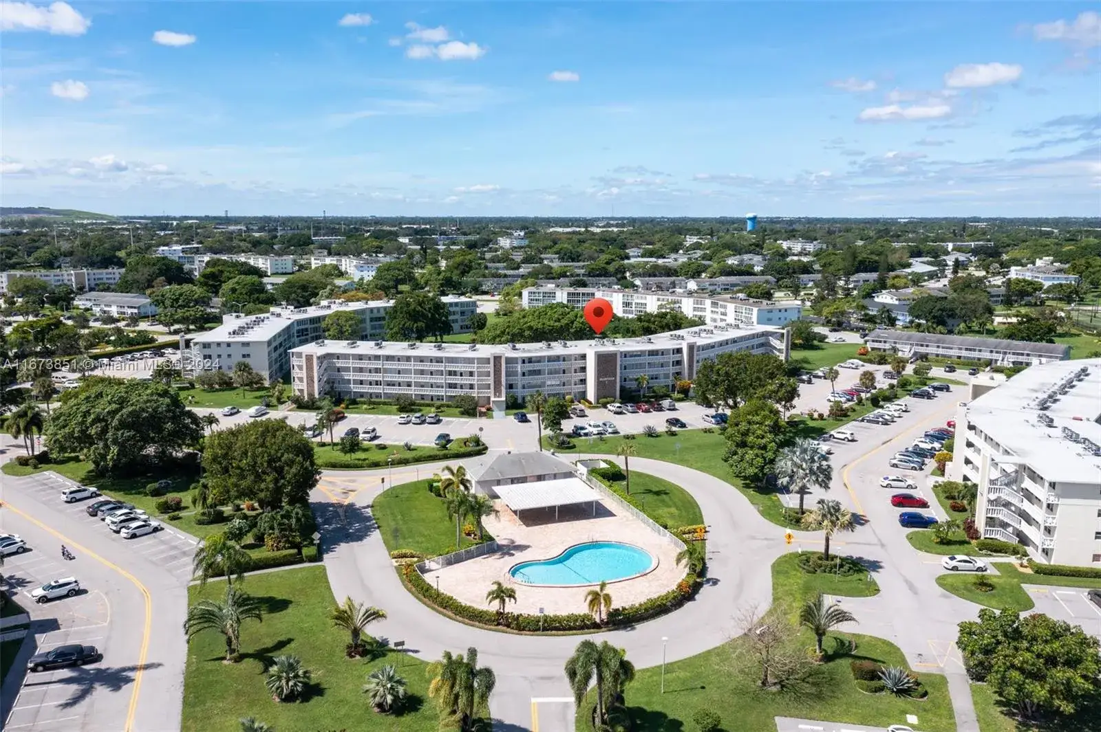 2 bedroom 1 bath Residential for sale at 156 E Grantham  E # 156, Deerfield Beach FL 33442