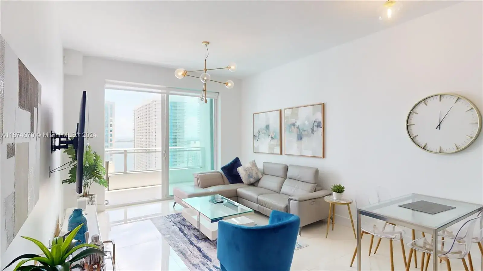 1 bedroom 1 bath Residential Lease for rent at 1080 Brickell Ave # 2804, Miami FL 33131