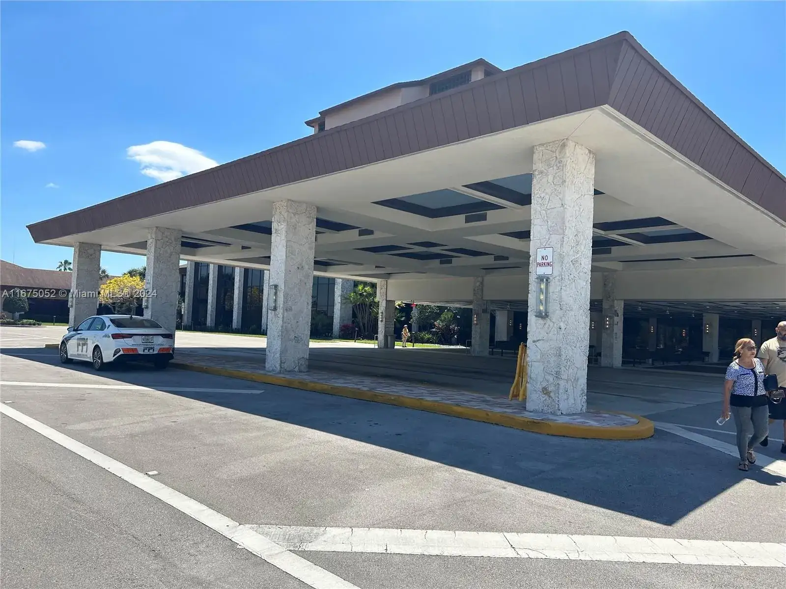 2 bedroom 1 bath Residential for sale at 100 SW 132nd Way # 305K, Pembroke Pines FL 33027