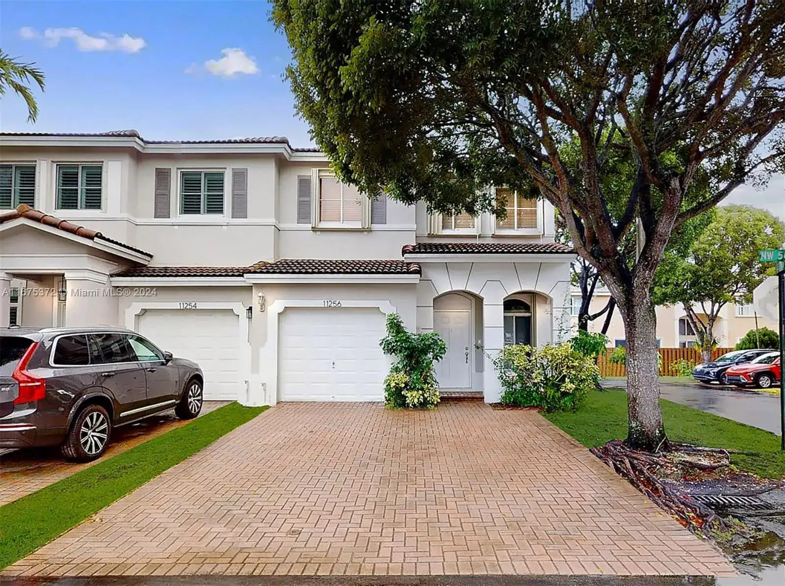 3 bedroom 2 bath Residential Lease for rent at 11256 NW 56th St, Doral FL 33178