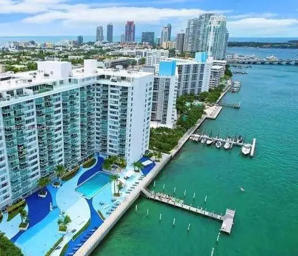 2 bedroom 2 bath Residential for sale at 1000 West Ave # 702, Miami Beach FL 33139