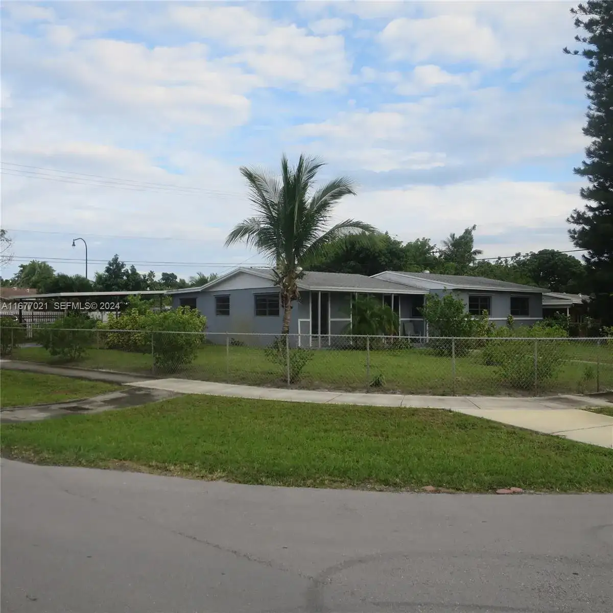 4 bedroom 2 bath Residential for sale at 19021 NW 12th Ct, Miami Gardens FL 33169