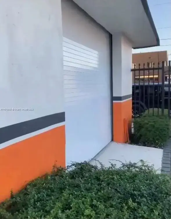 Commercial Sale for sale at 680 NW 71st St, Miami FL 33150