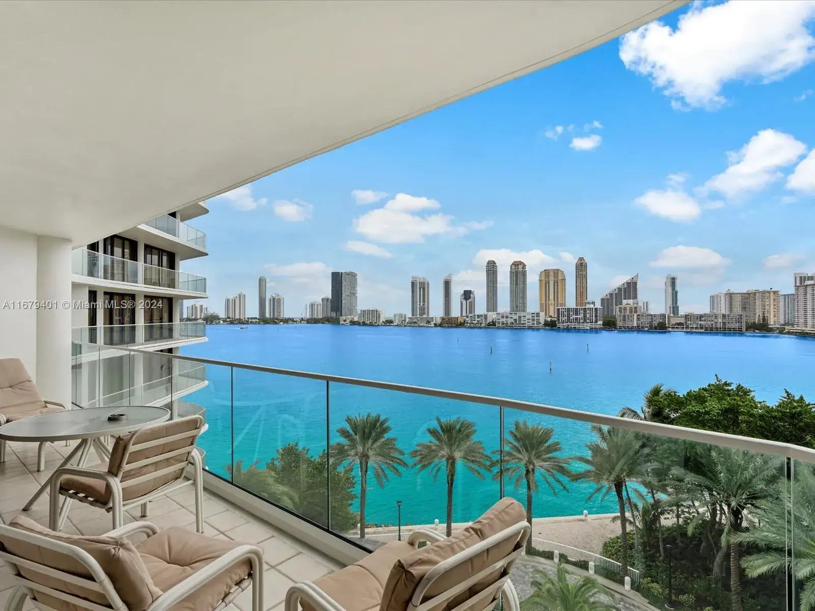 2 bedroom 2 bath Residential for sale at 2800 Island Blvd # 702, Aventura FL 33160
