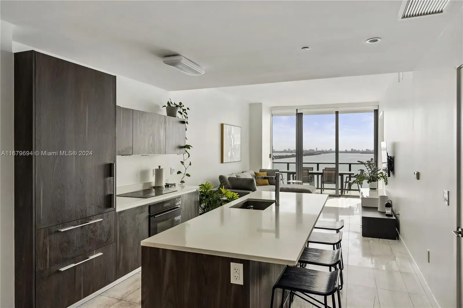 5 bedroom 6 bath Residential for sale at 480 NE 31st St # 1802, Miami FL 33137