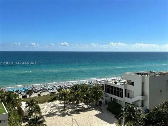 1 bedroom 1 bath Residential for sale at 4001 S Ocean Dr # 9L, Hollywood FL 33019