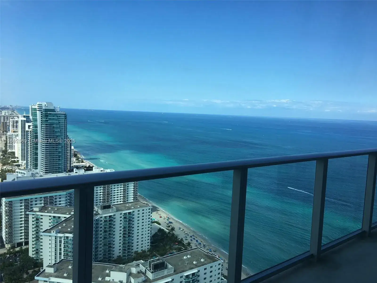 1 bedroom 1 bath Residential for sale at 4111 S Ocean Dr # 3312, Hollywood FL 33019