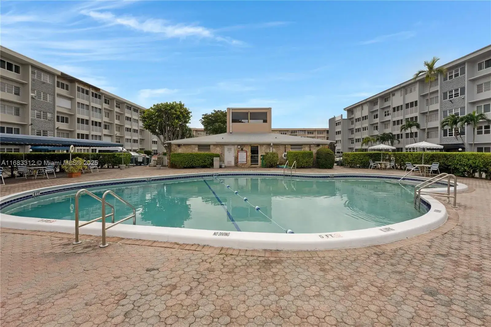 1 bedroom 1 bath Residential for sale at 330 SE 2nd St # 303F, Hallandale Beach FL 33009