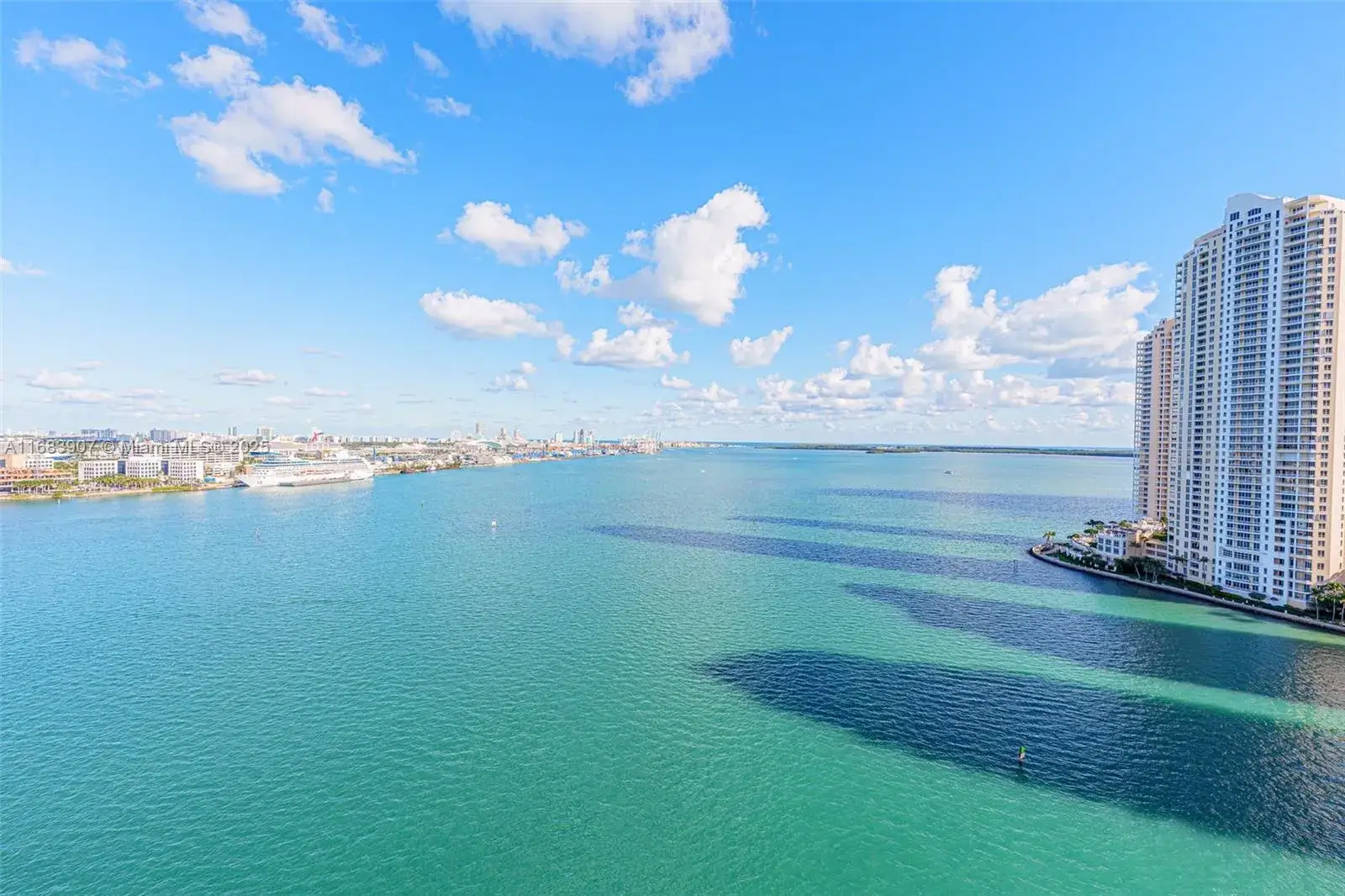 2 bedroom 2 bath Residential for sale at 335 S Biscayne Blvd, Miami FL 33131
